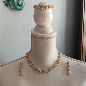 swarovski jewelry set ! A classic